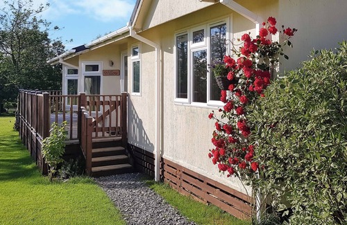 Holsworthy Cottage | Perfect Family Retreat: 2 Bedroom Stay in Woodacott