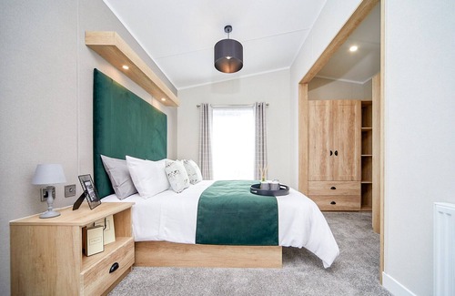 Gisleham Cabin | 2 bedroom accommodation in Lowestoft
