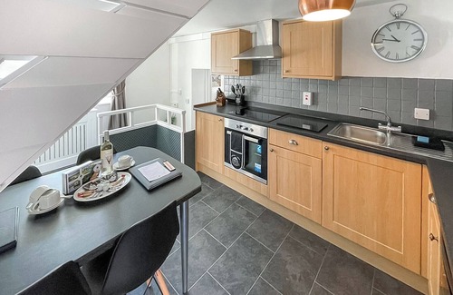 Saint Ann's Chapel Cottage | Family-Friendly 2 Bedroom Getaway in Tavistock with Spa