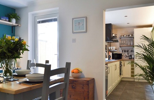 Beverley Cottage | Pet-Friendly 2 Bedroom Retreat with Lake Views in Beverley