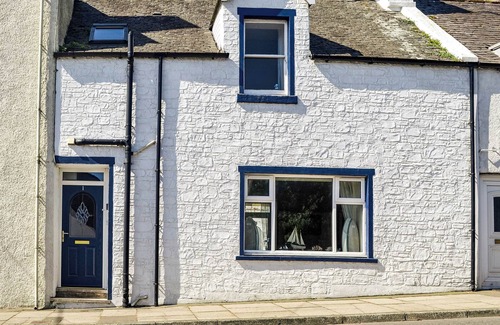 Drummore Cottage | Family-Friendly 2 Bedroom Retreat in Drummore with Ocean View