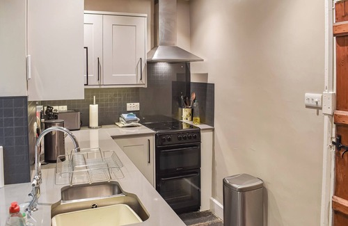Grasmere Cottage | Cozy 2 Bedroom Retreat with Lake Views in Grasmere