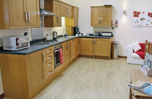 Maenporth Cottage | Family-Friendly 2 Bedroom Retreat in Swan Pool, Falmouth