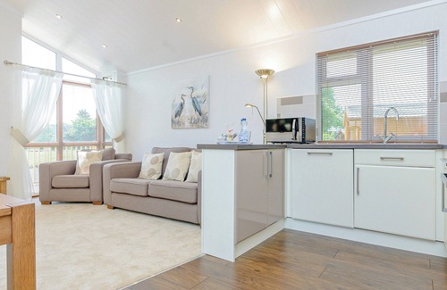 Narberth Ski Chalet | Cozy 2-Bedroom Retreat in Narberth Near Tenby