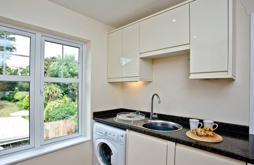 Paignton Apartment | Idyllic Two-Bedroom Apartment with Garden and Ocean Views