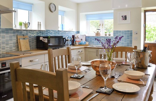 Thornton Dale Cottage | Cozy 2-Bedroom Retreat in Thornton-le-Dale, Near Pickering