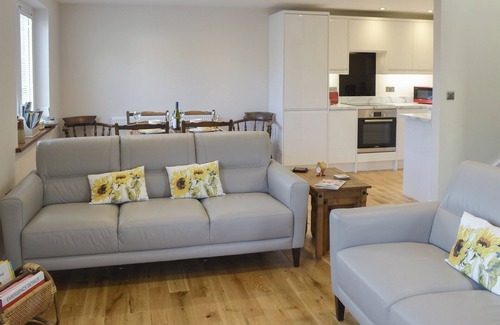 Rothbury Cottage | Family-Friendly 2 Bedroom Retreat in Rothbury, Rated 10/10