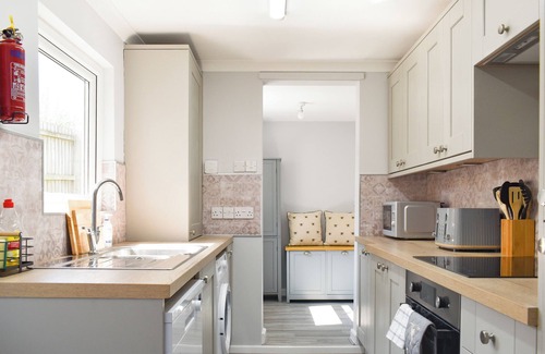 Weymouth Cottage | Discover a Cozy 2-Bedroom Retreat in Weymouth