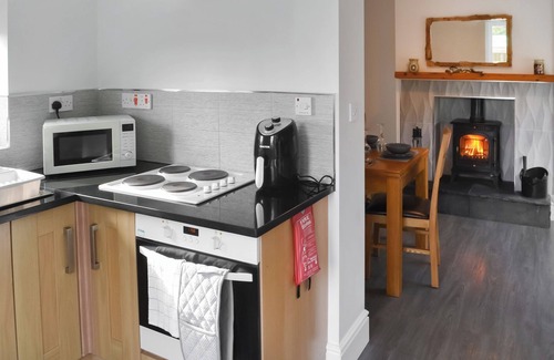 Woodhorn Cottage | Lovely 2 Bedroom Accommodation in Ellington with Ocean View