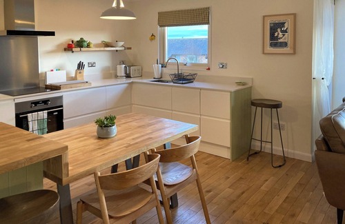 Beadnell Cottage | Modern Accommodation Steps from Beadnell Beach & Harbour