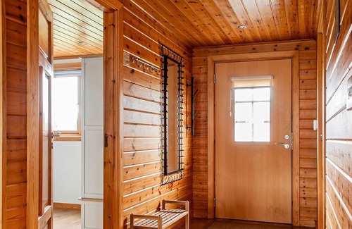 Hopton Cabin | 2 bedroom accommodation in Fritton