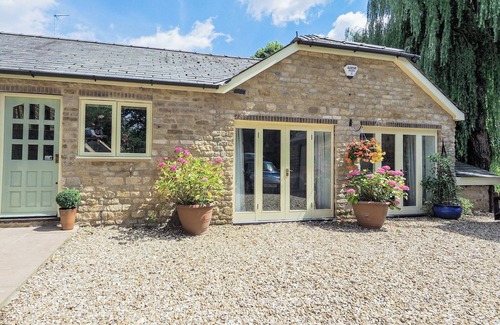 Fulbeck Cottage | Pet-Friendly 2 Bedroom Retreat in Fulbeck near Grantham