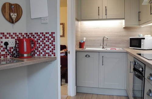 Keswick Cottage | Inviting 2-Bedroom Retreat in Keswick with Great Amenities
