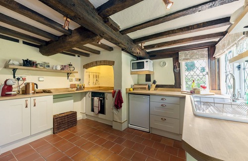 Eckington Cottage | Exceptional 2-Bedroom Accommodation in Eckington, Pershore
