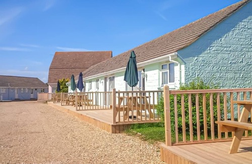 Seaview Cottage | Cozy Oceanfront Cottage for Your Island Getaway