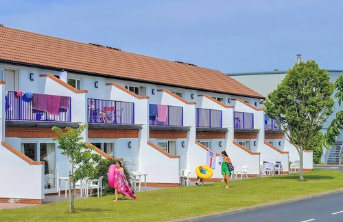Wigton Apartment | Cozy 2 Bedroom Retreat with Ocean Views in Silloth