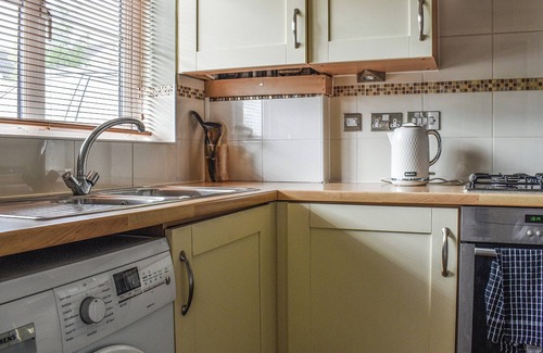 Sudbury Cottage | Modern Two-Bedroom House with Lake View & Pet-Friendly Amenities