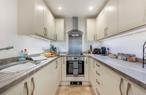 Findon Cottage | Discover 2-Bedroom Retreat in Findon near Worthing