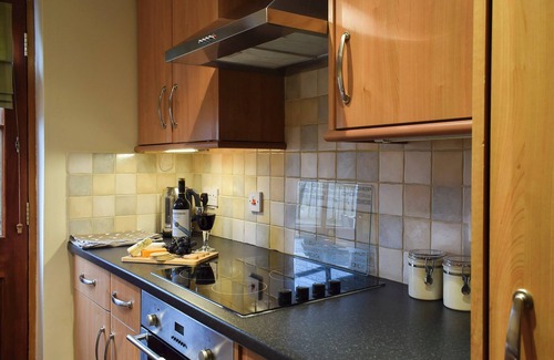 Pool of Muckhart Cottage | Charming 2-Bedroom Stay in Muckhart, Near Gleneagles