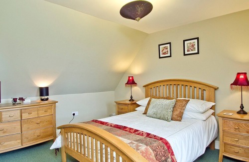 Carnwath Cottage | 2 bedroom accommodation in By Carnwath