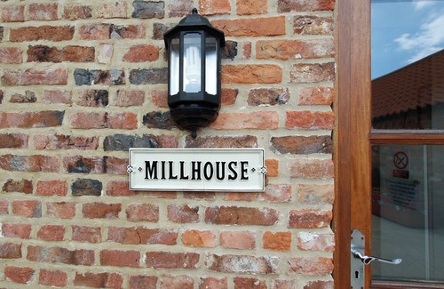 North Somercotes Cottage | 2 bedroom accommodation in North Somercotes, Mabelthorpe