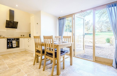 Lydney Cottage | Discover Family-Friendly Retreats in the Forest of Dean