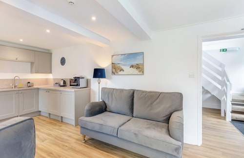 Meathop Cottage | Refurbished Country House with Ocean View and Gardens