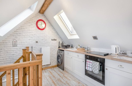 Layer Marney Cottage | Stylish Upside Down House with Breathtaking Countryside Views