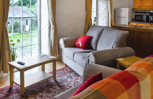 Mabe Burnthouse Cottage | Family-Friendly 2 Bedroom Retreat in Penryn, Near Falmouth