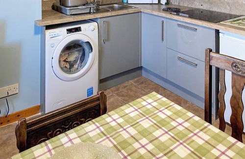 Staffin Cottage | Ideal 2 Bedroom Retreat in Staffin, Isle of Skye