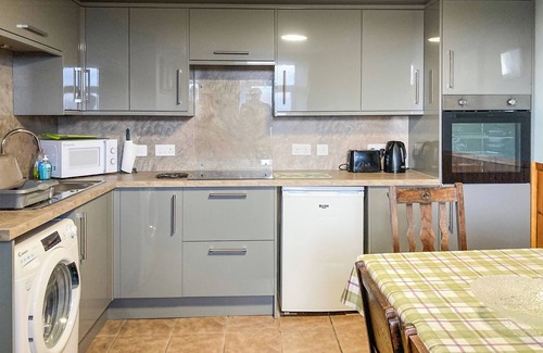 Staffin Cottage | Ideal 2 Bedroom Retreat in Staffin, Isle of Skye