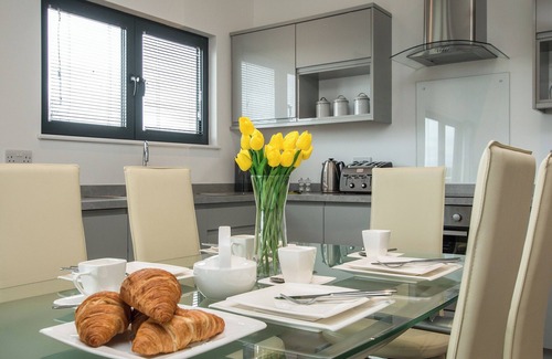 Street Cottage | Top-Rated 2 Bedroom Accommodation in Sharpham, Near Glastonbury