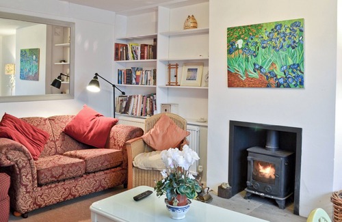 Broad Oak Cottage | Cozy 2-Bedroom Retreat in Sturry with Family Amenities