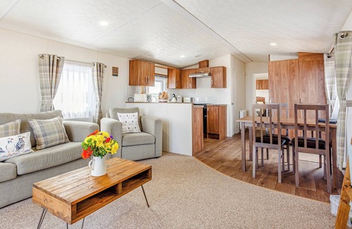Mey Cottage | Comfortable 2-Bedroom Retreat in Mey, Close to Thurso