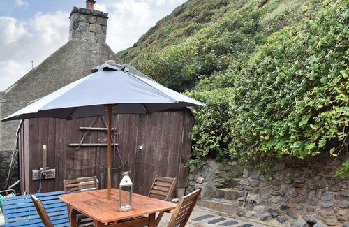 Banff Cottage | Family-Friendly 2 Bedroom Stay with Oceanfront Views in Crovie