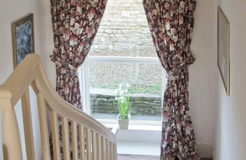 Hawes Cottage | Perfect 2-Bedroom Retreat in Sedbusk, Near Hawes