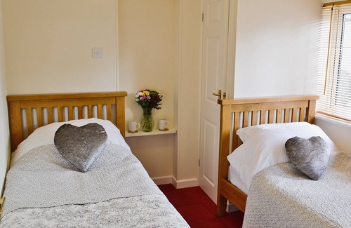 Mount Cottage | Exceptional 2 Bedroom Retreat in St Neot, Near Liskeard