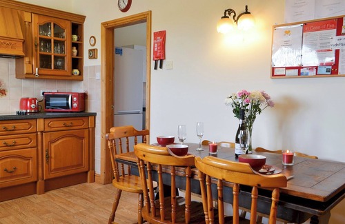 Selby Cottage | Cozy 2 Bedroom Stay in Wistow, Perfect for Families