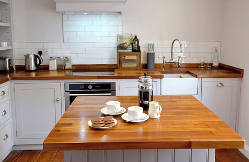 York Cottage | Premier 2-Bedroom Accommodation in York with Breakfast