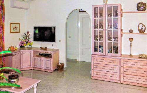 Rojales Apartment | Enchanting Apartment in Quesada with Pool & Family Fun