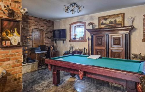 gmina Warnice Apartment | 2 Bedroom Amazing Apartment In Obryta
