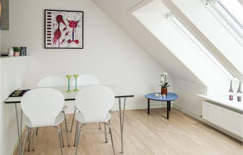 Ronne Apartment | Cozy Apartment in Rønne with Family-Friendly Kitchen