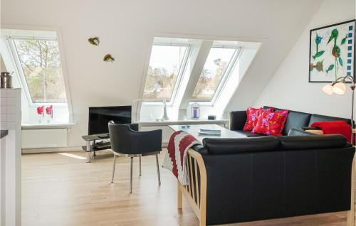 Ronne Apartment | Cozy Apartment in Rønne with Family-Friendly Kitchen