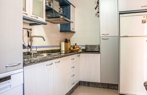 Isla Cristina House | Cozy Oceanfront Cottage for an Unforgettable Family Getaway