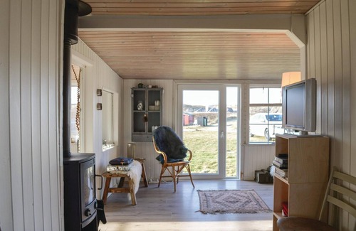 Fjand Badeby House | Cozy 2-Bedroom Retreat with Oceanview in Ulfborg