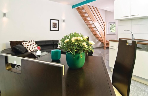 Pinnow House | Cozy 2 Bedroom Getaway in Pinnow with Spa and Lake View