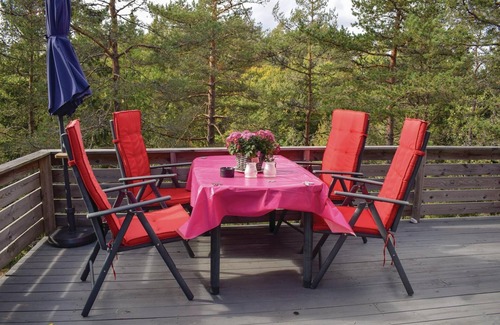 Larvik House | Relaxing Vacation Home with Lake View and Spa in Larvik