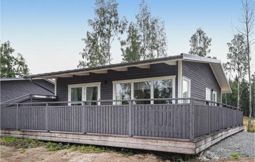 Asensbruk House | Charming Lake View Retreat in Sensbruk for Families
