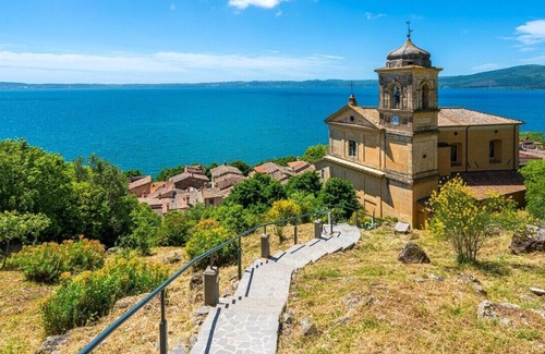 Lake Bracciano Apartment | 2 Bedroom Apartment in Trevignano Romano