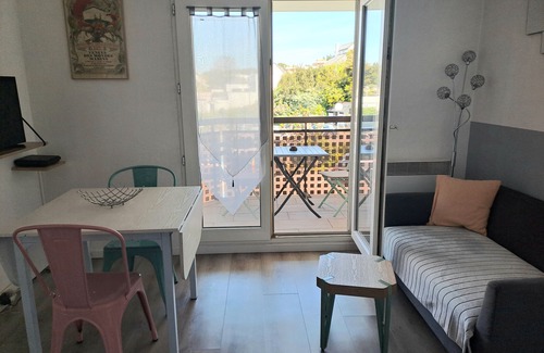 Saint-Marc-sur-Mer Apartment | Beachfront 2-Bedroom Apartment with Terrace & Pool Access